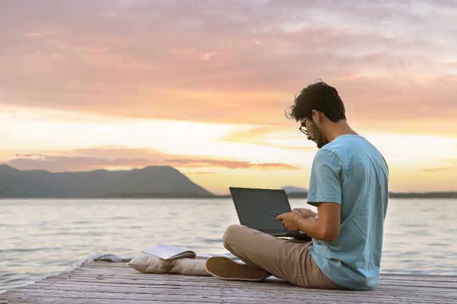 N&oacute;madas digitales, la nueva manera de trabajar para los j&oacute;venes
