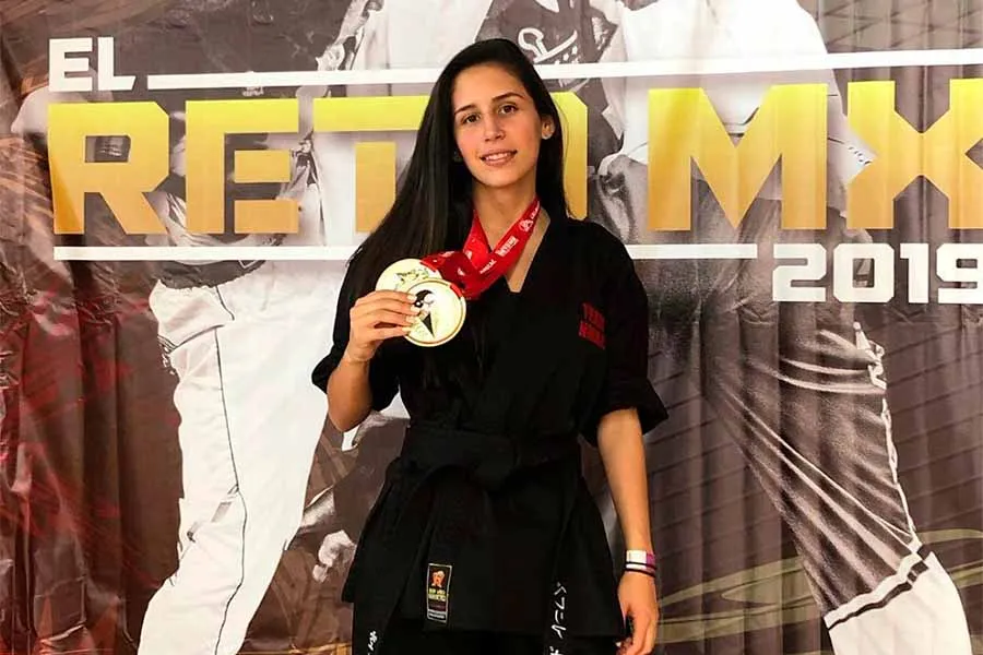 &iexcl;Se lleva el oro en el World Kickboxing Championships!