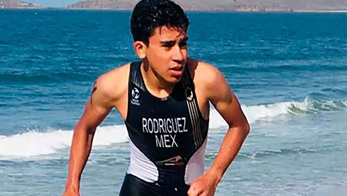 Triatleta destacado y alumno de PrepaTec Pablo Rodr&iacute;guez.