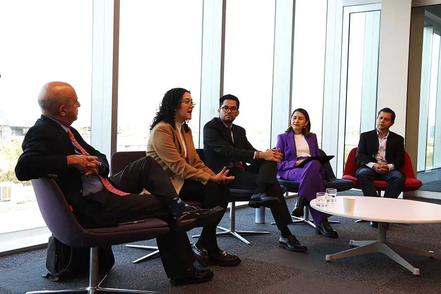 El Panel &ldquo;Cultura Financiera. Retos y Realidades&rdquo; cont&oacute; con la participaci&oacute;n de espacialistas de diversas instituciones bancarias.