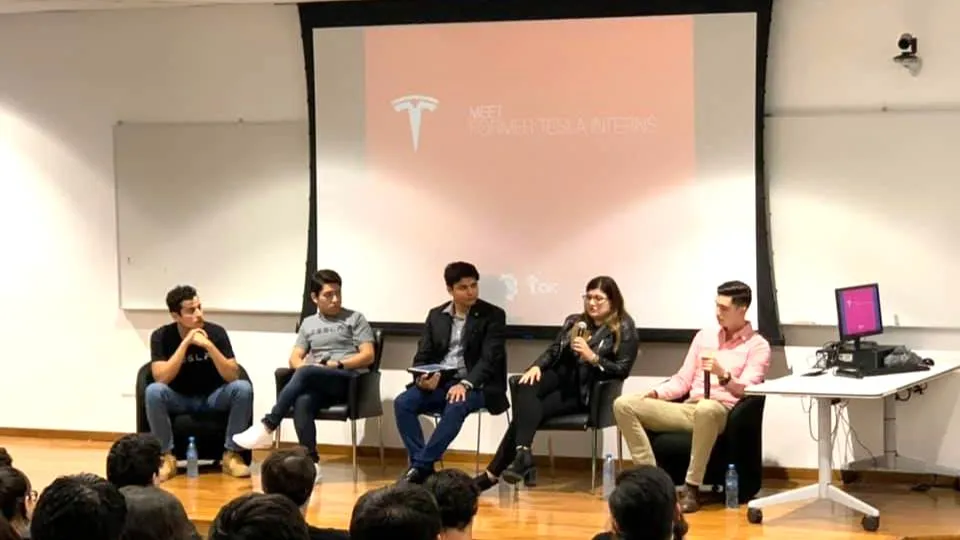 panel-tesla