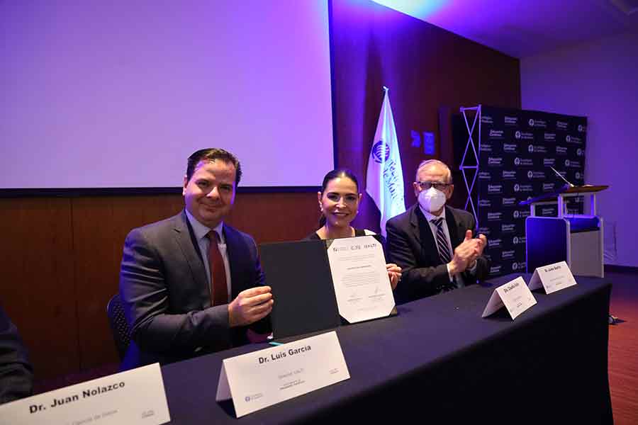 Tec Guadalajara crea plataforma de educación continua The Learning Gate para empresas de tecnologías de información.