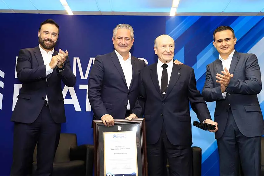 Reconocen la labor de egresados Tec en la Regi&oacute;n Ciudad de M&eacute;xico 