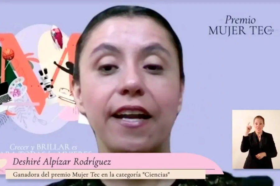 Deshir&eacute; Alp&iacute;zar fue reconocida con el Premio Mujer Tec 2021