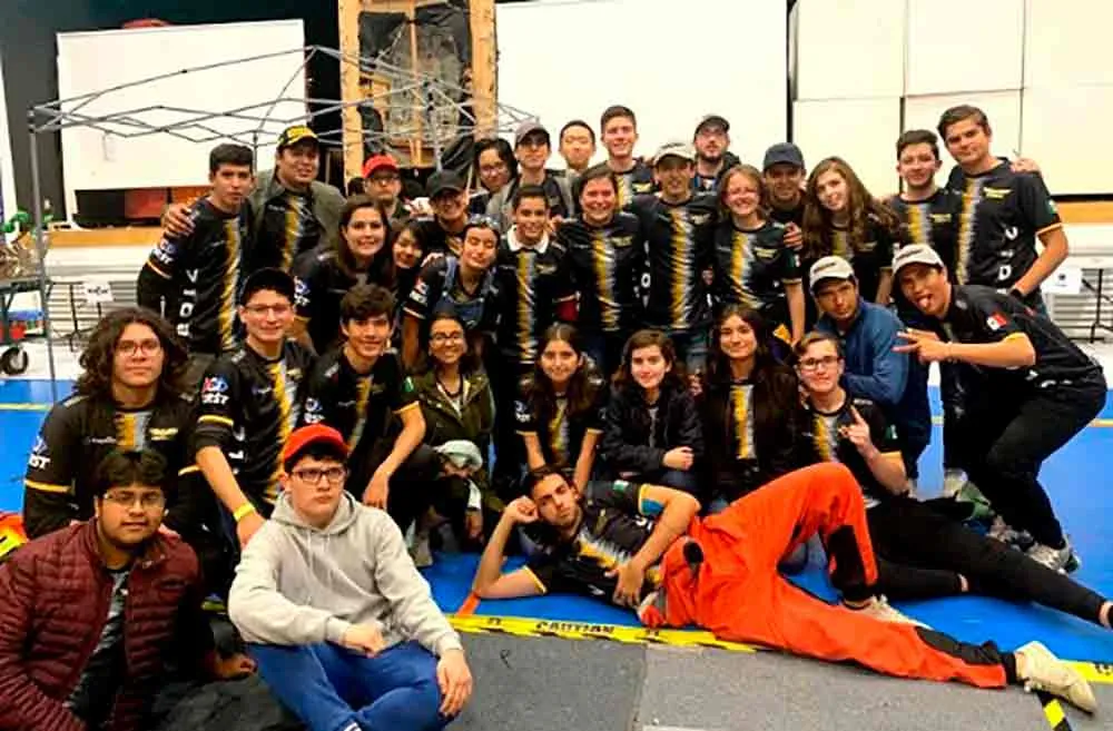 PrepaTec Guadalajara asiste a competencia de rob&oacute;tica FIRST con Daedalus7102