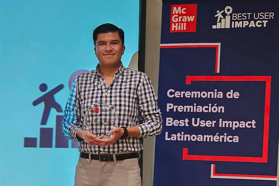Premian a profesor de PrepaTec por su impacto en educaci&oacute;n digital