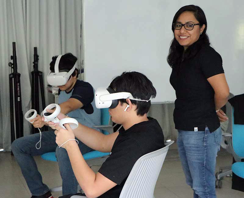 Profesoras de la PrepaTec campus Cuernavaca y Estado de México colaboraron en un proyecto de innovación educativa Novus intercampus, que busca fortalecer el aprendizaje y las habilidades científicas a través de prácticas de laboratorio virtuales.