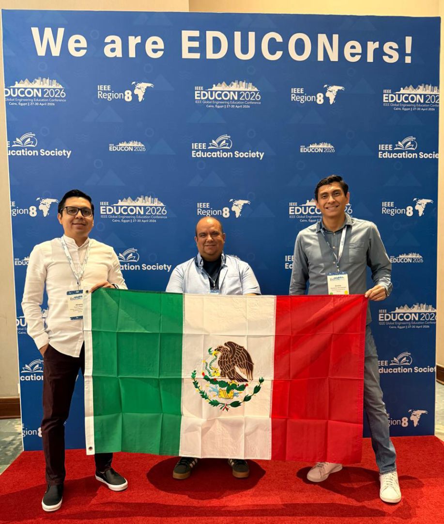 Los profesores Atoany Fierro, David Garc&iacute;a y Emilio Gardu&ntilde;o durante su participaci&oacute;n en el congreso IEEE EDUCON 2026, donde presentaron investigaciones sobre innovaci&oacute;n educativa en ingenier&iacute;a.