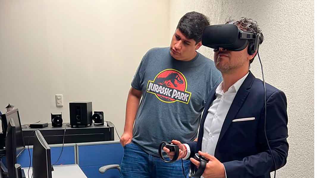 Estudiantes del Tec Guadalajara crearon una experiencia inmersiva de realidad virtual de pl&aacute;sticos en oc&eacute;anos para la ONU.