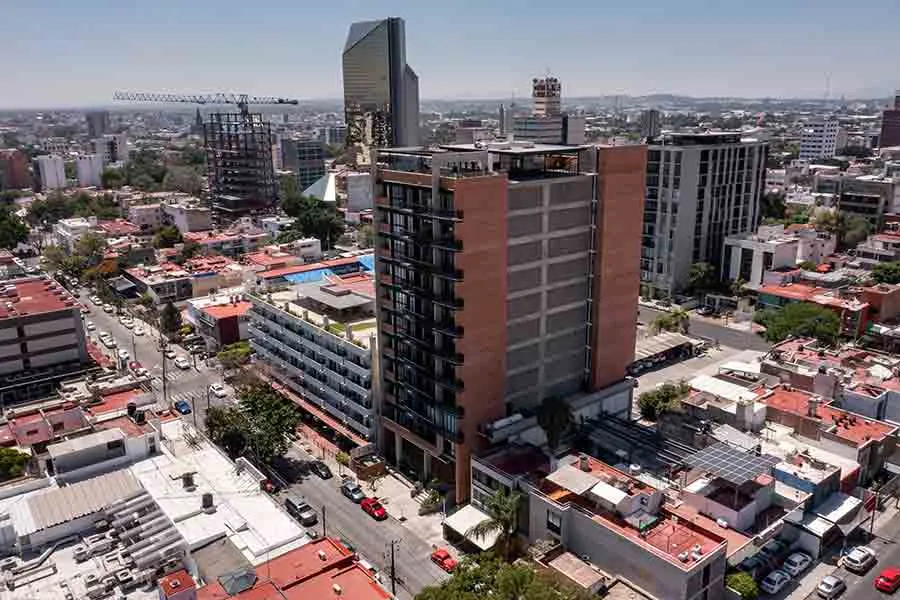 Acad&eacute;mico del Tec Guadalajara fue reconocido en la bienal de arquitectura jalisciense.