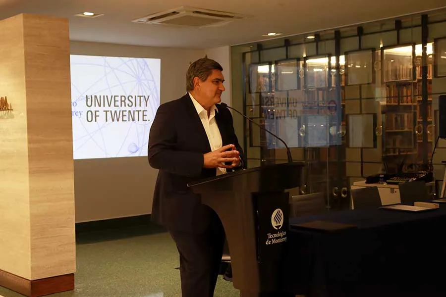 El rector y presidente ejecutivo del Tec, David Garza ofreci&oacute; un mensaje de bienvenida. FOTO: Alessandra Meneses