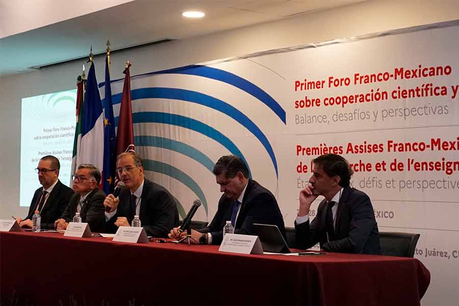 4 de cada 10 estudiantes se graduan con alguna experiencia acad&eacute;mica en el extranjero