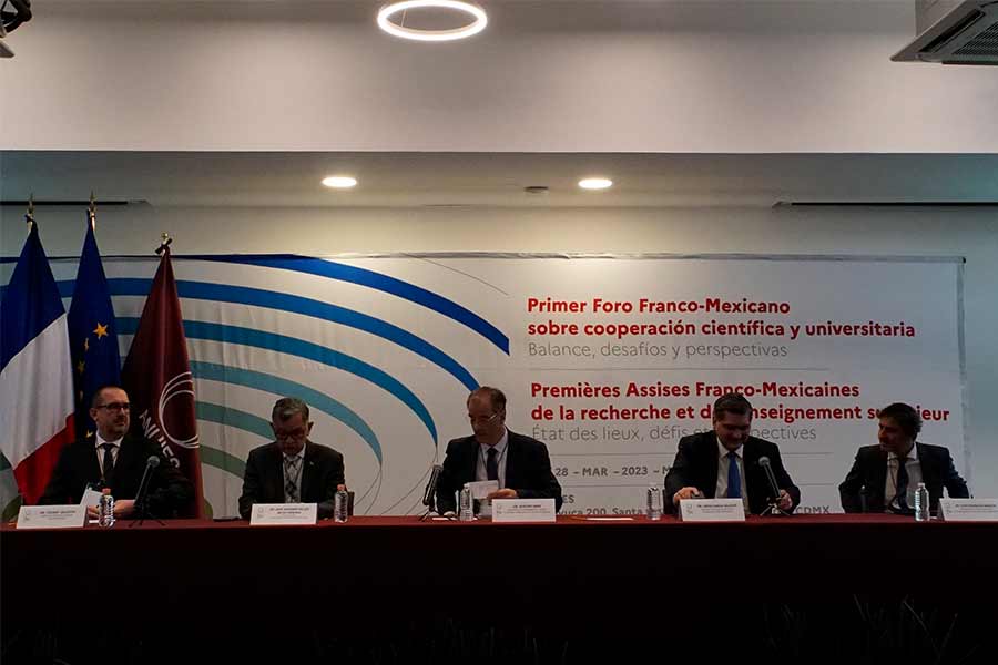 David Garza, rector y presidente ejecutivo del Tec partici&oacute; en el Foro Franco - Mexicano  sobre la cooperaci&oacute;n universitaria y cient&iacute;fica