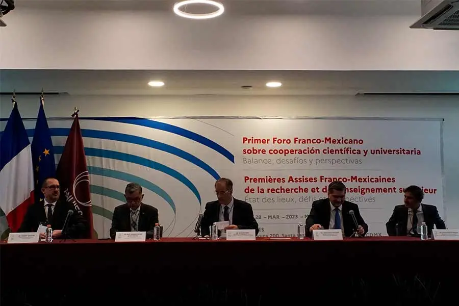David Garza, rector y presidente ejecutivo del Tec partici&oacute; en el Foro Franco - Mexicano  sobre la cooperaci&oacute;n universitaria y cient&iacute;fica