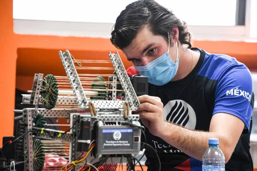 Los estudiantes del Tec podr&aacute;n regresar gradualmente a los campus.