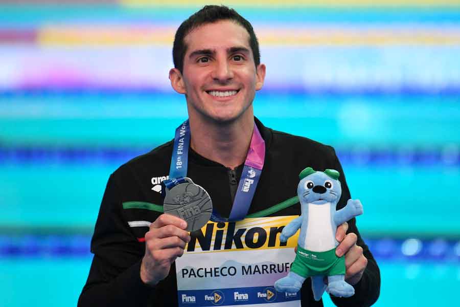 El clavadista mexicano Rommel Pacheco compartió algunos momentos de su vida en las que narra como fue el crecer dentro del deporte
