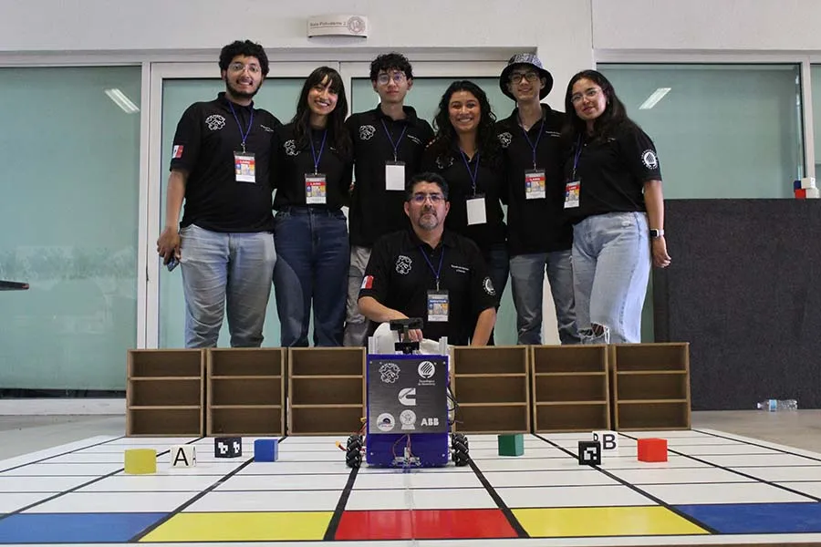El equipo de campus San Luis Potos&iacute;. FOTO: Escuela de Ingenier&iacute;a y Ciencias