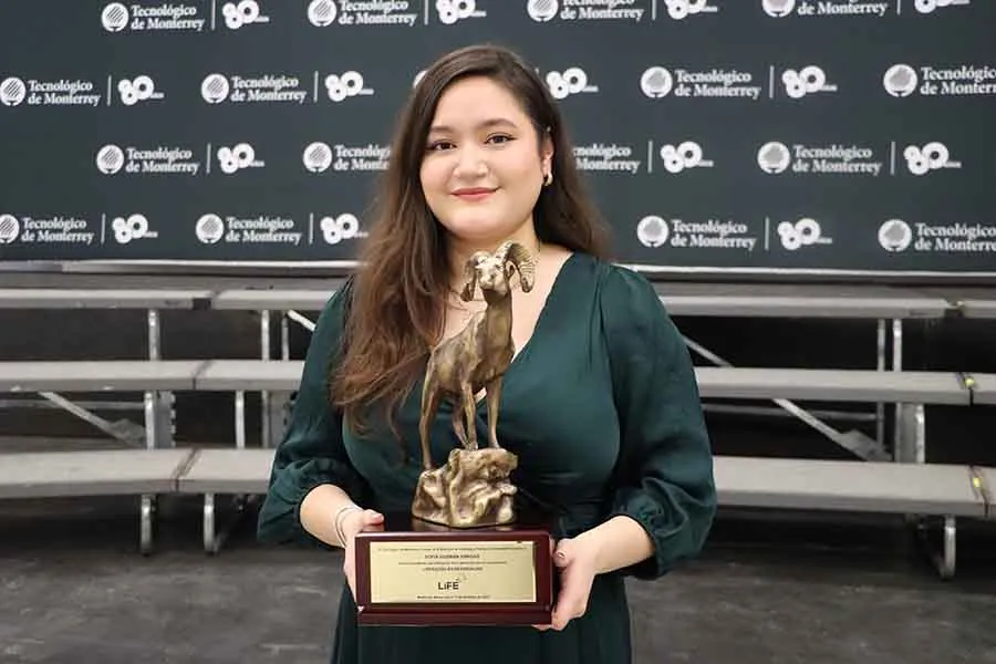 Sof&iacute;a Guzm&aacute;n, ganadora del Borrego de Oro en Residencias de la generaci&oacute;n diciembre 2023.
