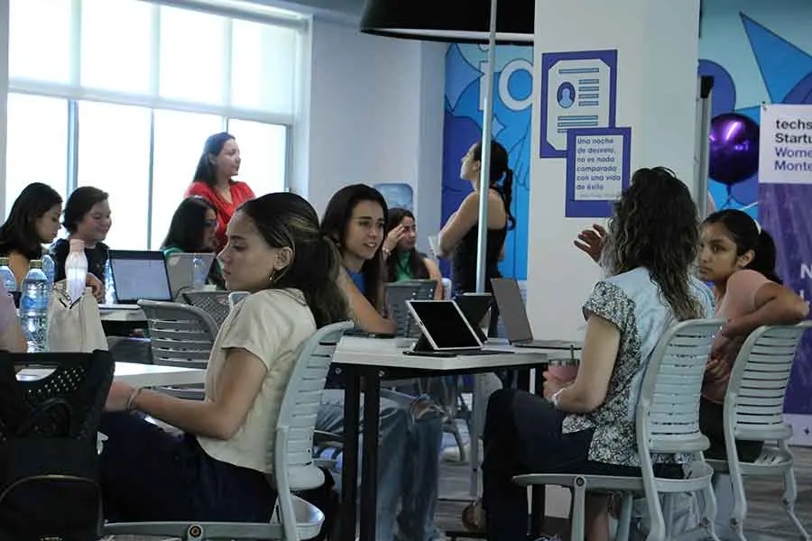 Participantes en Startup Weekend Woman Monterrey