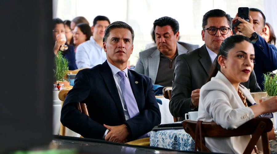 El Tec de Monterrey campus Quer&eacute;taro reuni&oacute; a l&iacute;deres, expertos y empresas para analizar c&oacute;mo la inteligencia artificial, los datos y la infraestructura est&aacute;n transformando la competitividad industrial.