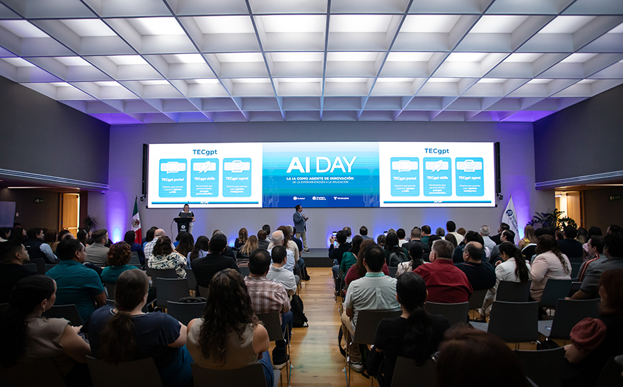 p&uacute;blico en el AI Day