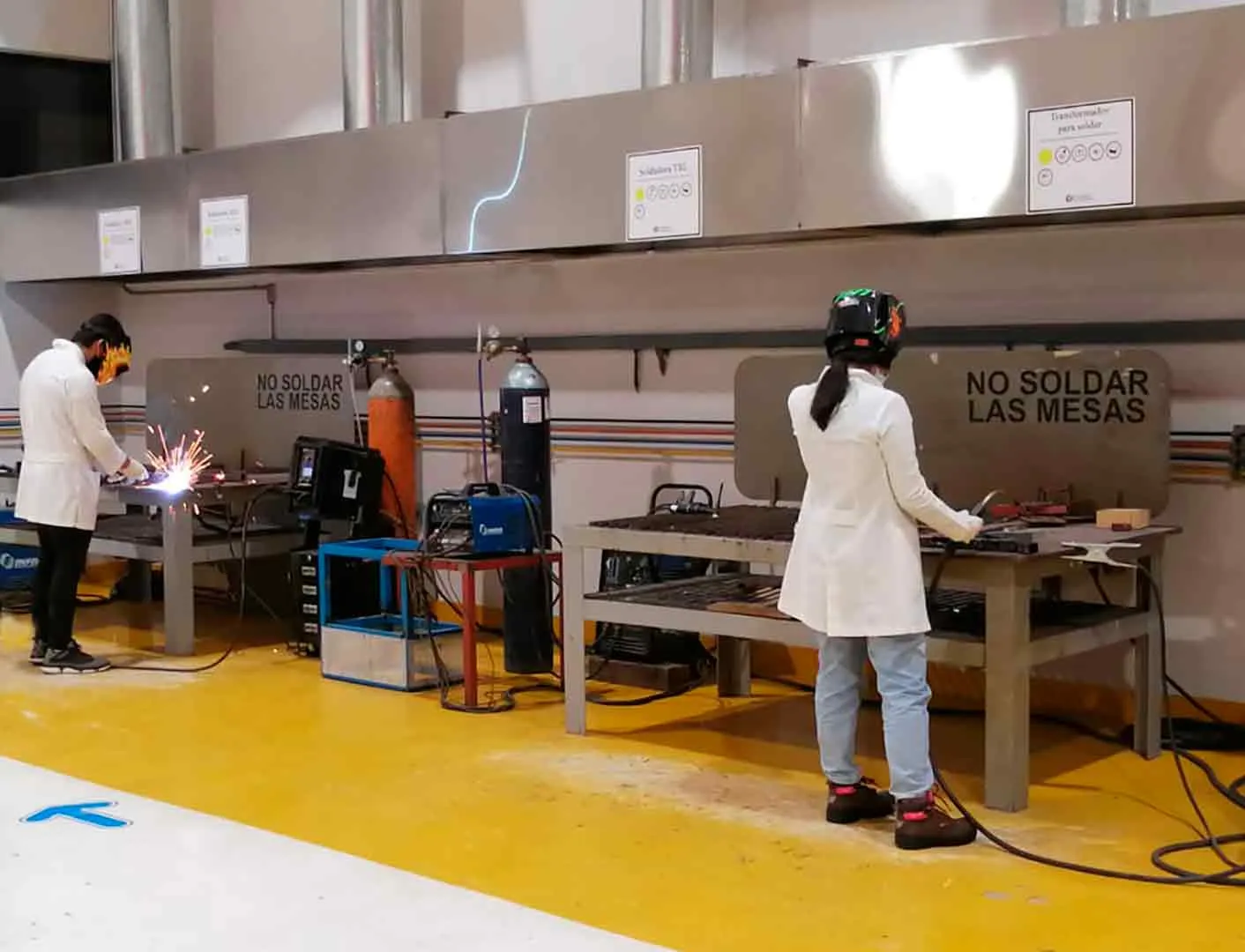 Tec en Guadalajara reanud&oacute; actividades limitadas de laboratorios y de Life al aire al aire libre.