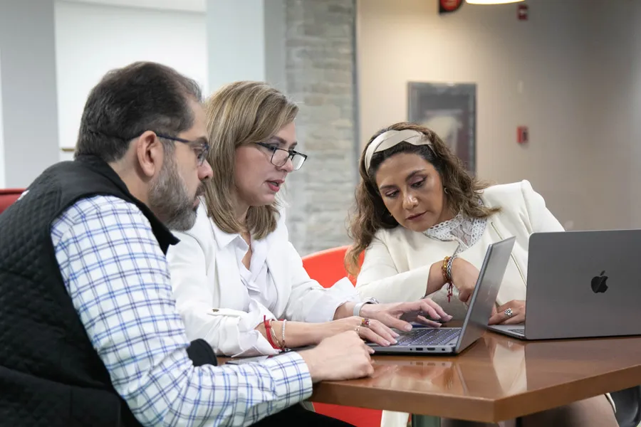 Tec de Monterrey reconocido Best Workplaces en el ranking de Computrabajo