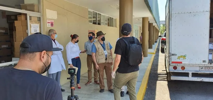 Tec y BBVA entregan insumos m&eacute;dicos en Colima