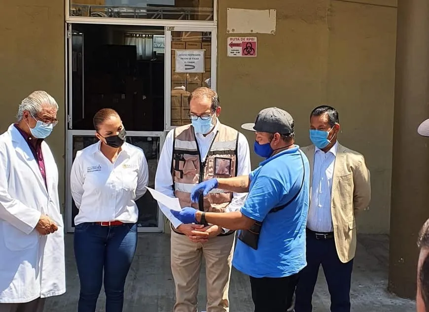 Tec y BBVA entregan insumos m&eacute;dicos en Colima