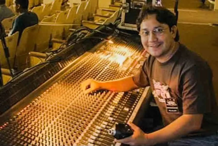 Tony Barrag&aacute;n en sus inicios