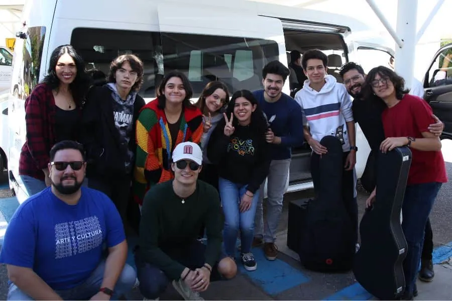 Compa&ntilde;&iacute;a One Door del Tec campus Sonora Norte