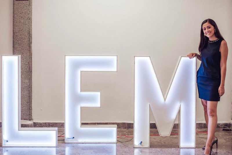 Valeria organiz&oacute; eventos en beneficio de alumnos de su carrera. 