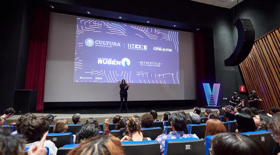 Estudiantes del Tec campus Quer&eacute;taro destacan en festival VIBRART