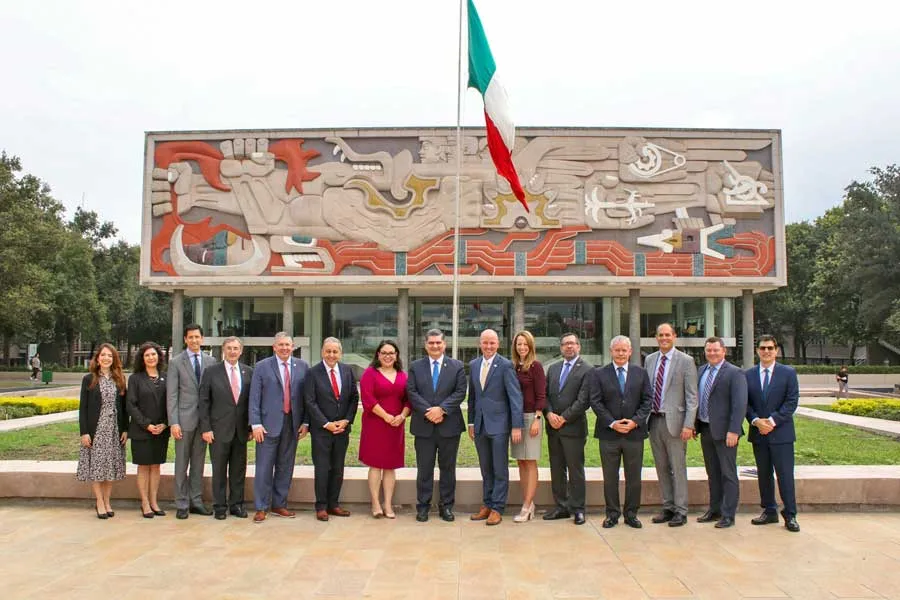 La delegaci&oacute;n de Utah se reuni&oacute; con l&iacute;deres y directivos del Tec en una visita al campus Monterrey.