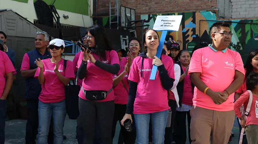 Voluntarios de campus Santa Fe en la fundaci&oacute;n Yolia