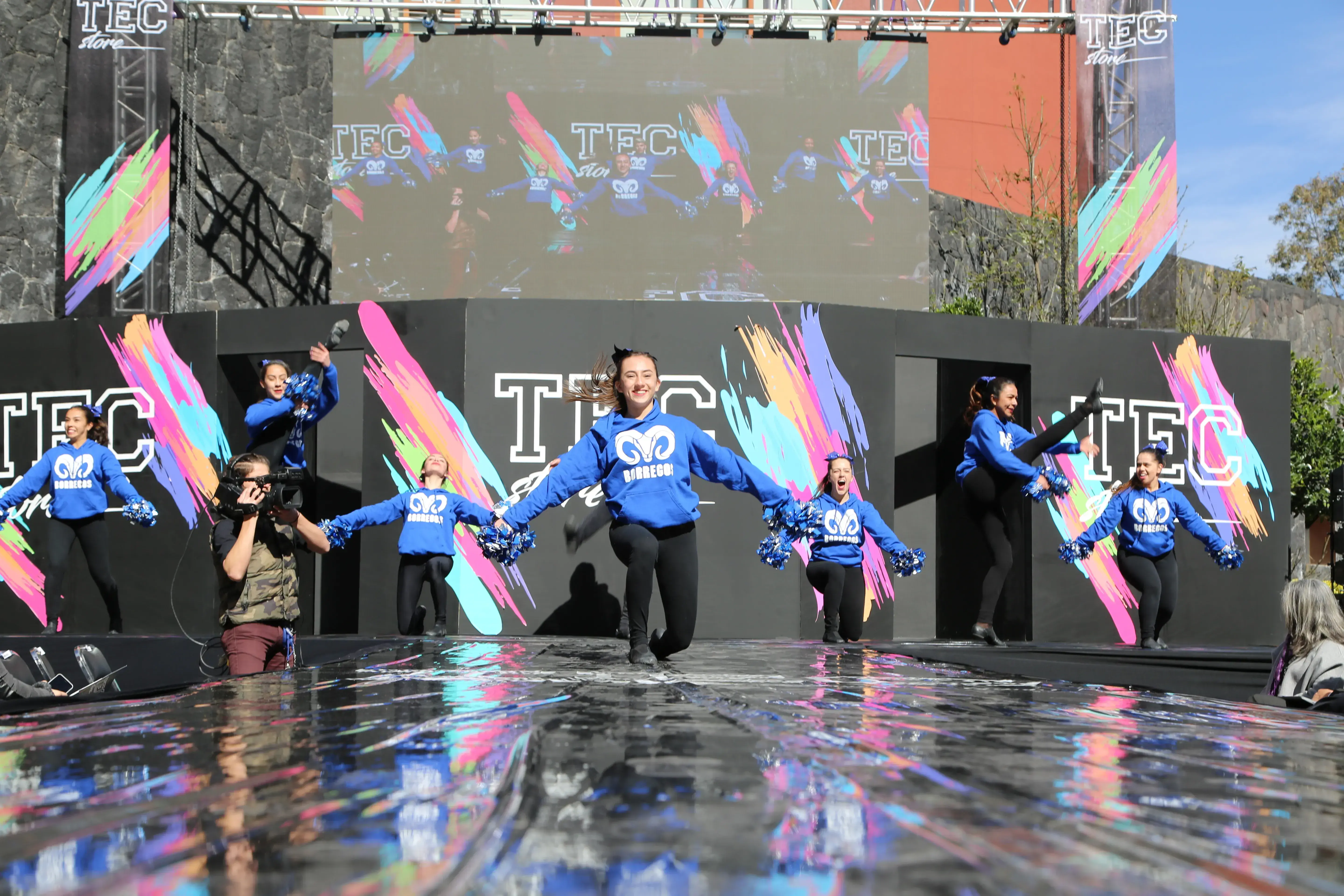 Inauguración TecStore campus Santa Fe