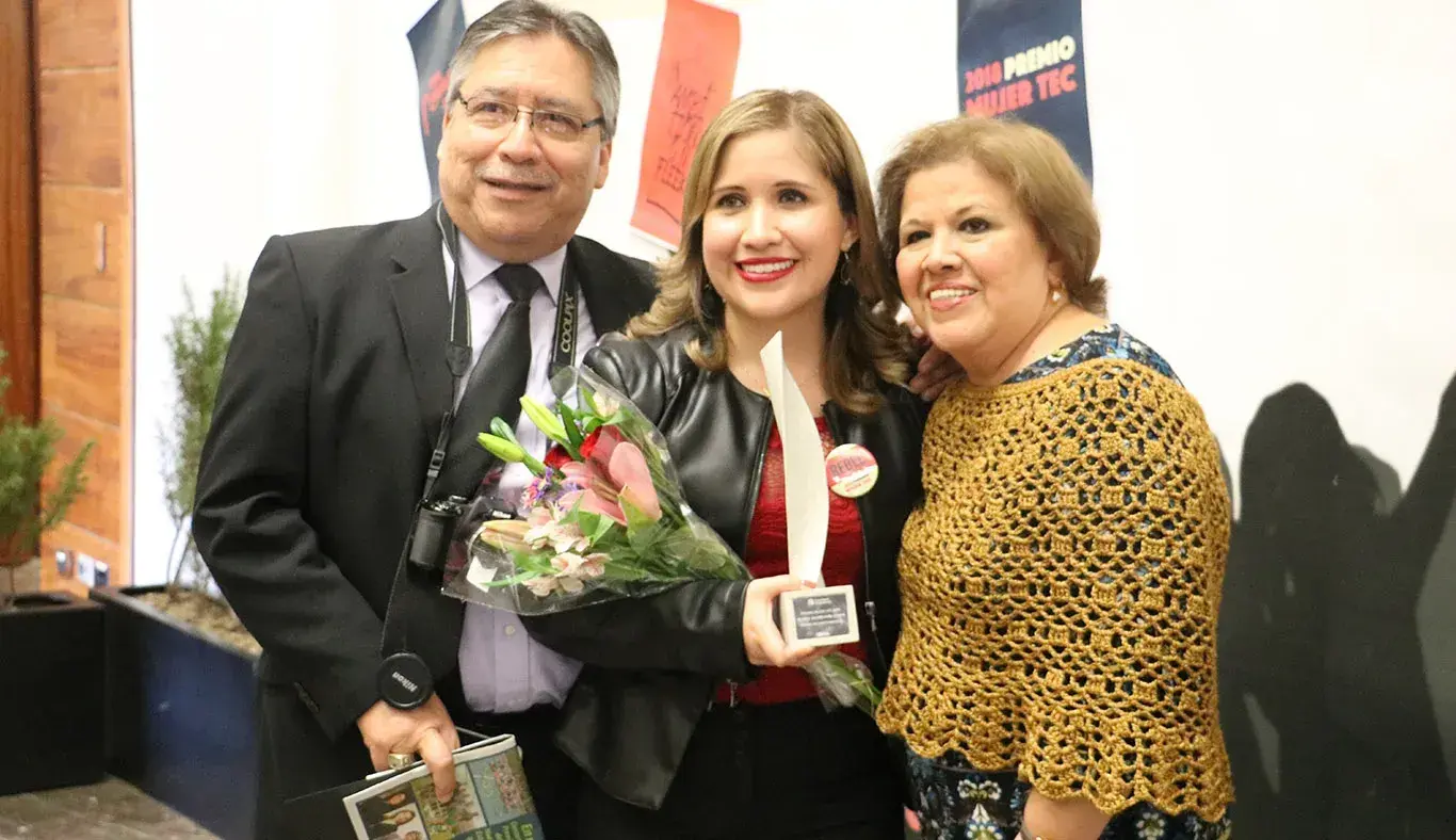 Blanca Peña Ponce recibió el Premio en la categoría Poder transformador