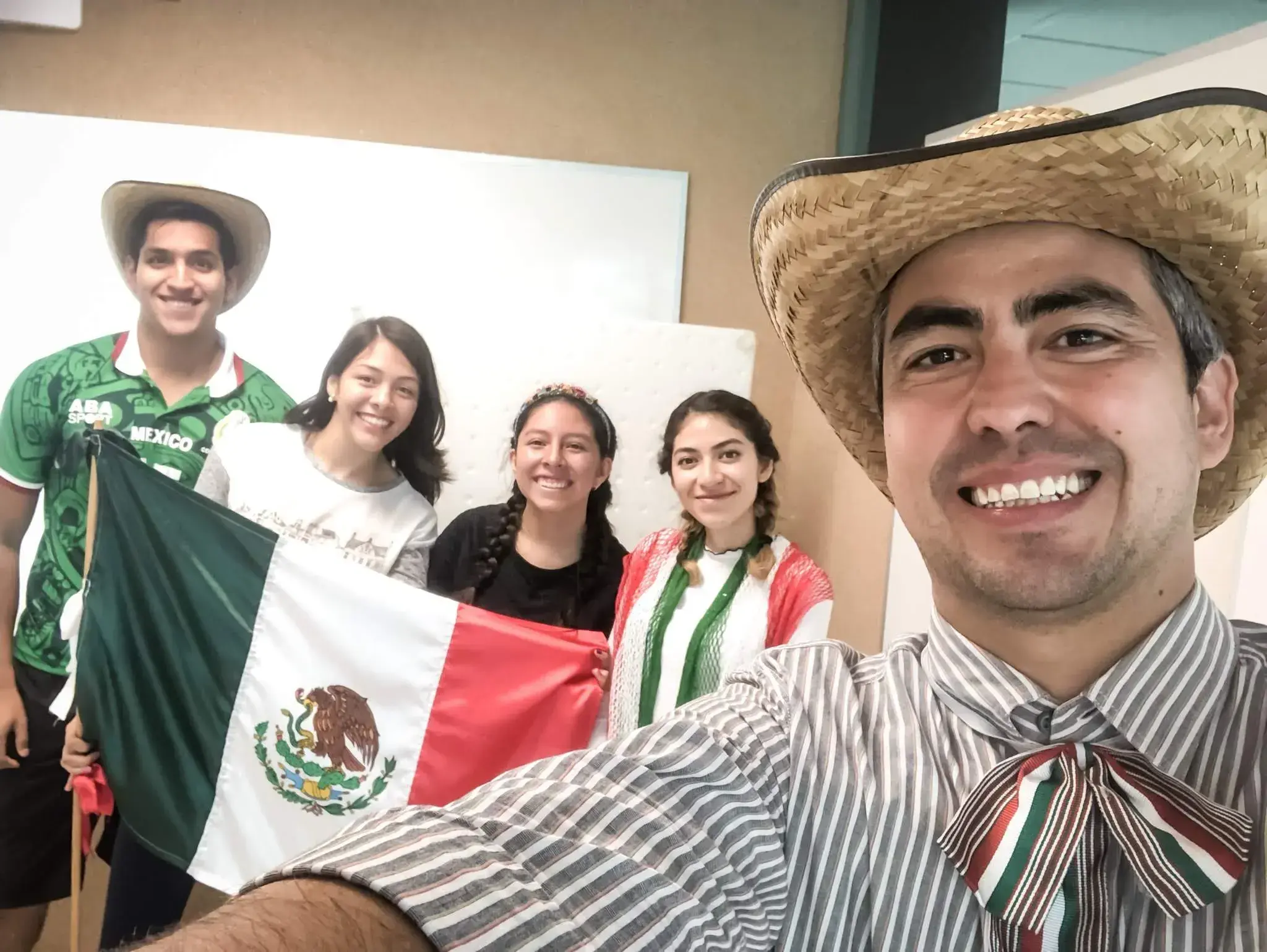 Iniciando con Semestre I en conjunto con el director de carrera 