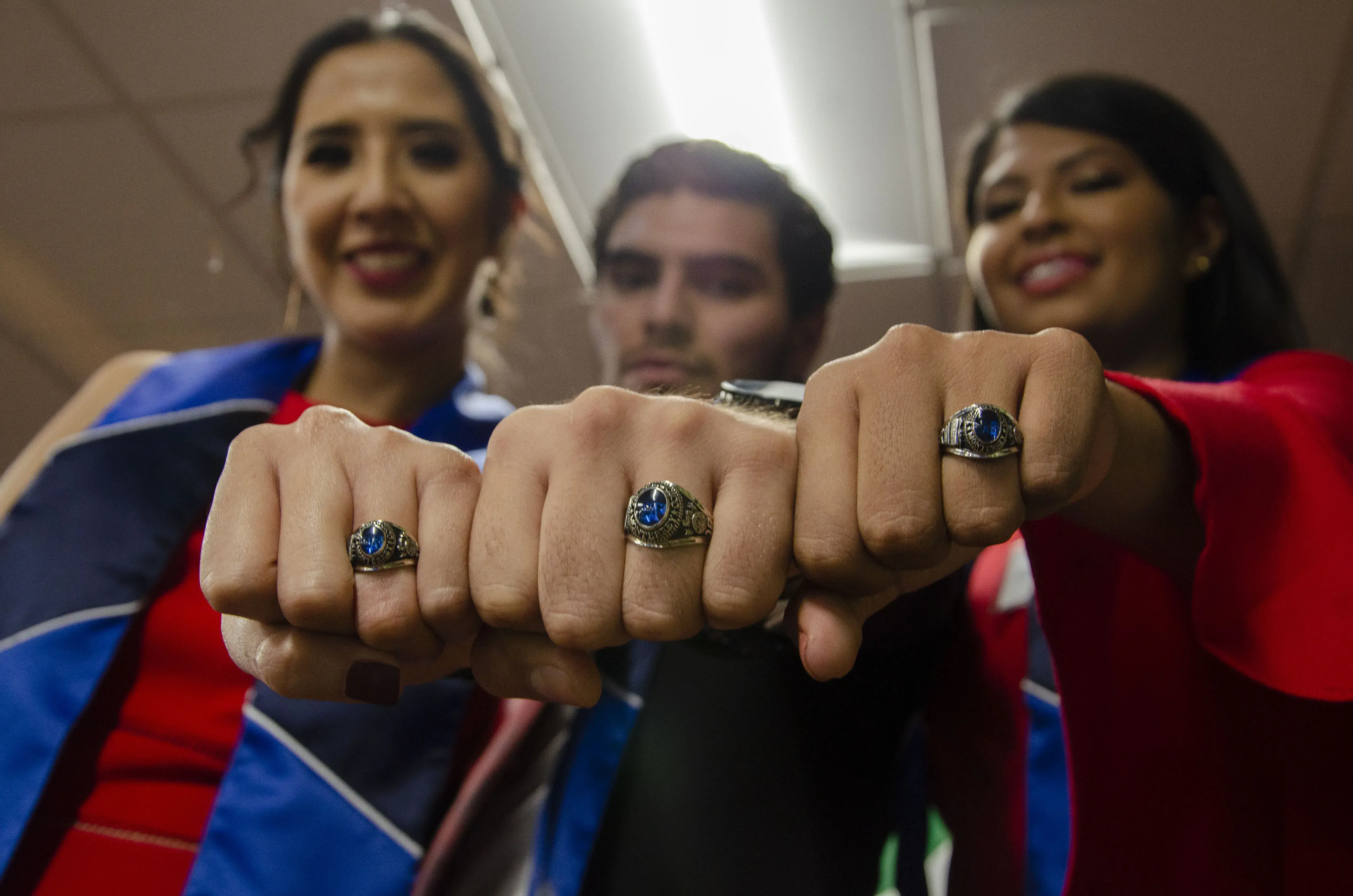 Despedida de graduandos llena emociones inolvidables 