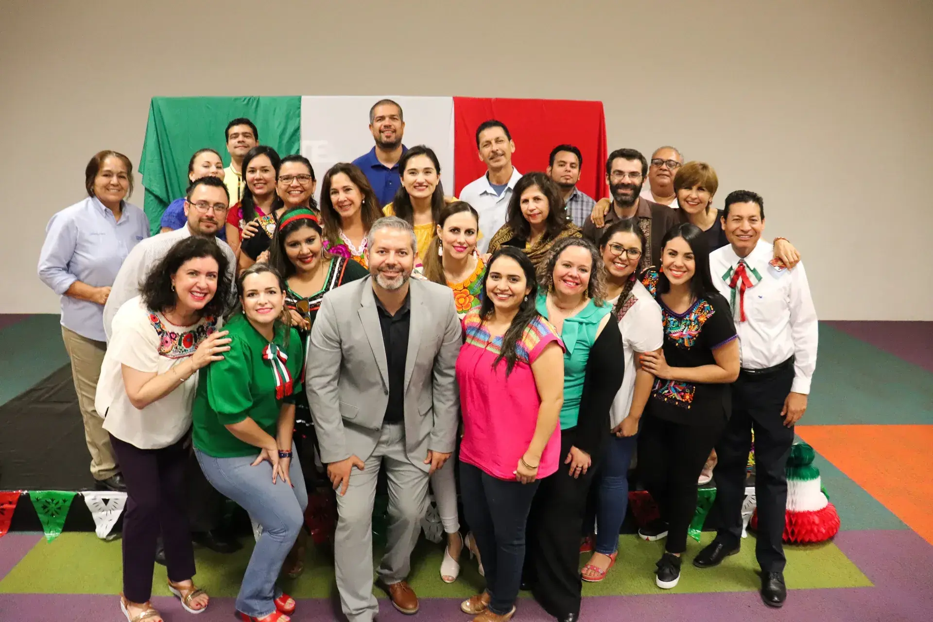 luce tu amor por México