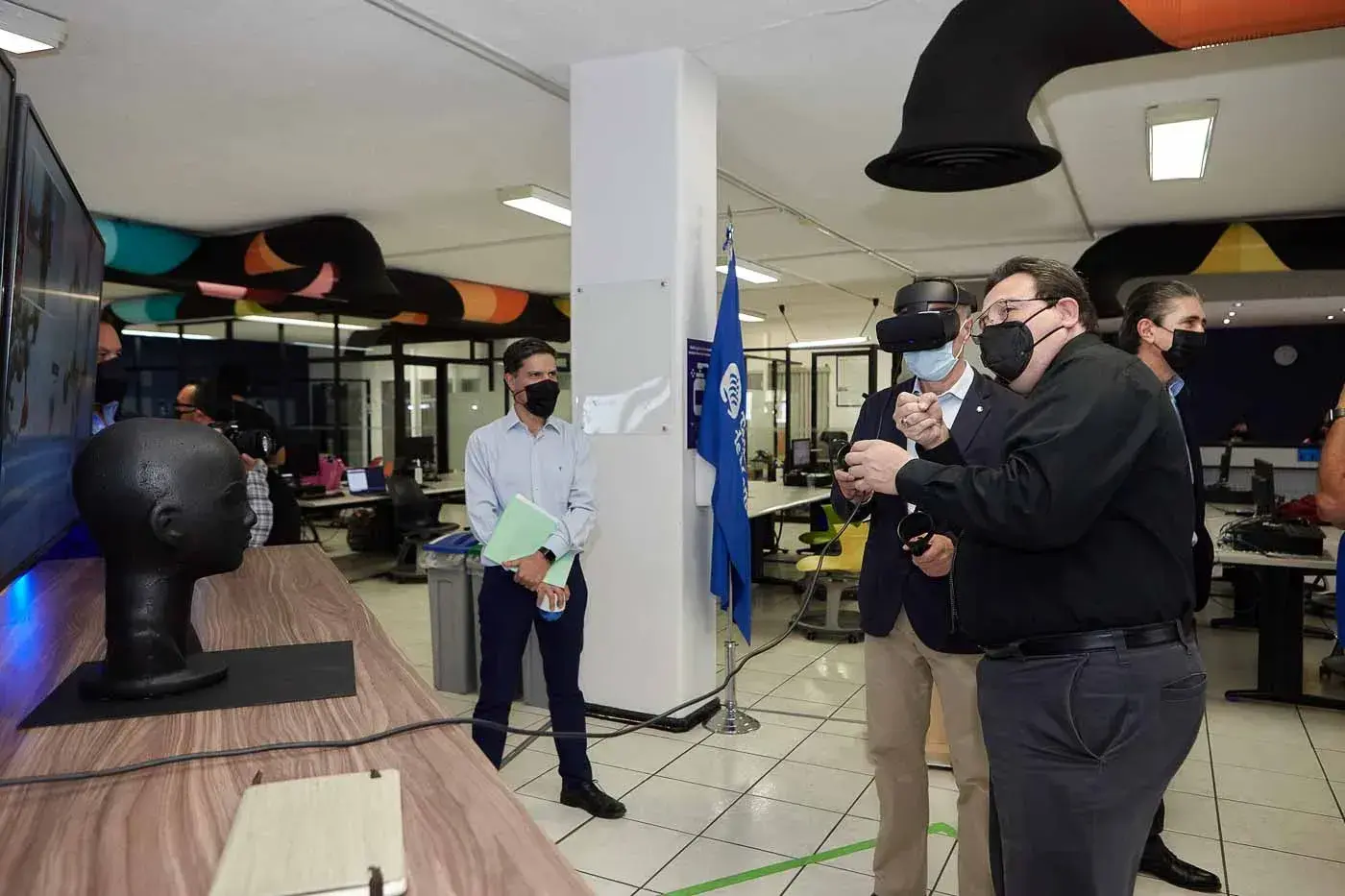 Tec Campus Querétaro inaugura laboratorio para tecnología disruptiva y de alta tecnología