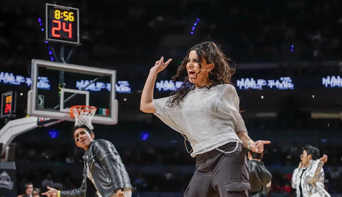 Compañías artísticas del Tec campus Estado de México presentaron el medio tiempo del partido Capitanes CDMX vs Austin Spurs de la NBA G League.