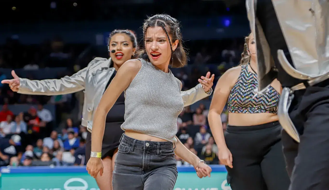 Compañías artísticas del Tec campus Estado de México presentaron el medio tiempo del partido Capitanes CDMX vs Austin Spurs de la NBA G League.