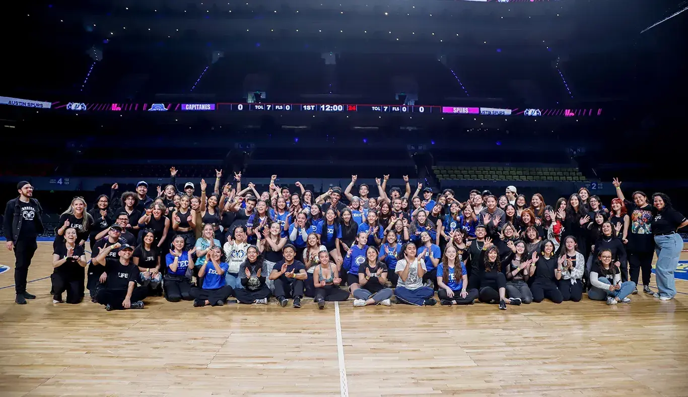 Compañías artísticas del Tec campus Estado de México presentaron el medio tiempo del partido Capitanes CDMX vs Austin Spurs de la NBA G League.