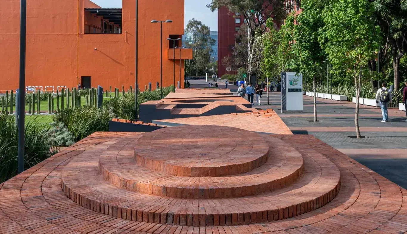 Al aire libre: alumnos tec estrenan espacio de convivencia en Tec CSF