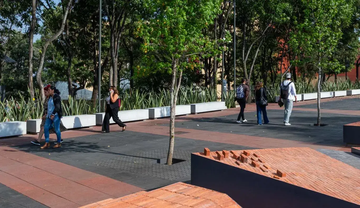 Al aire libre: alumnos tec estrenan espacio de convivencia en Tec CSF