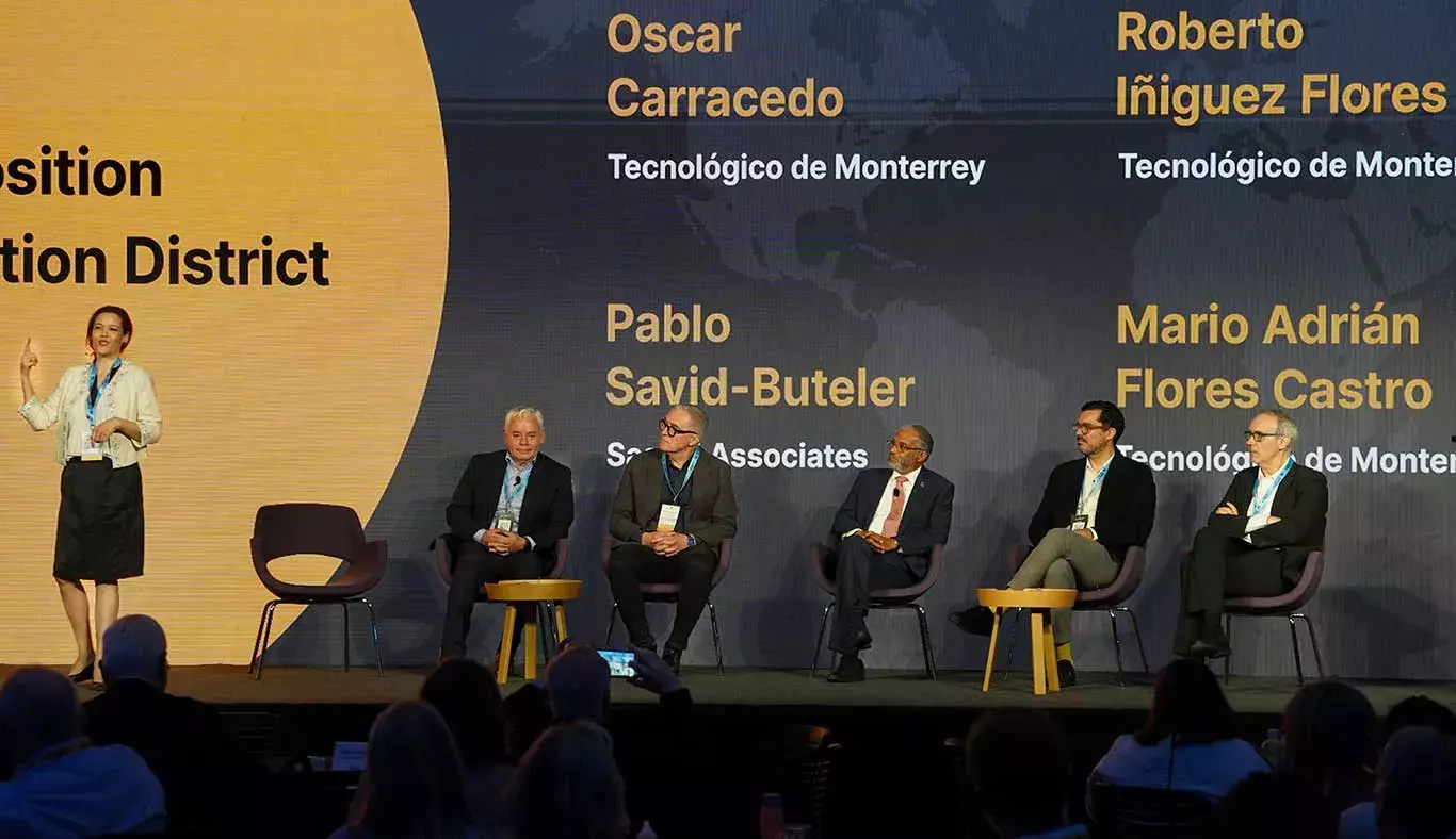 Evento durante el Global Summit on Innovation Districts.