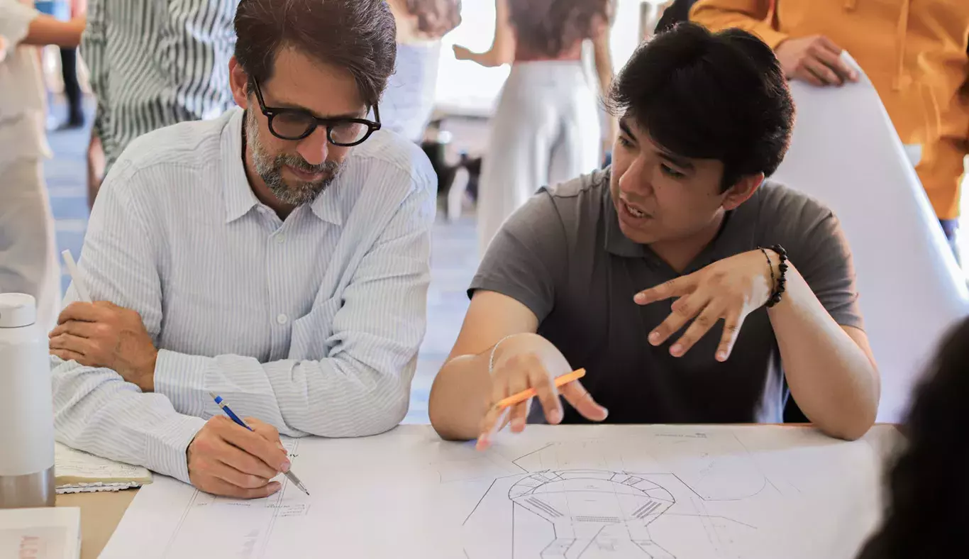 Arquitectura en progreso: estudiantes Tec exponen proyectos