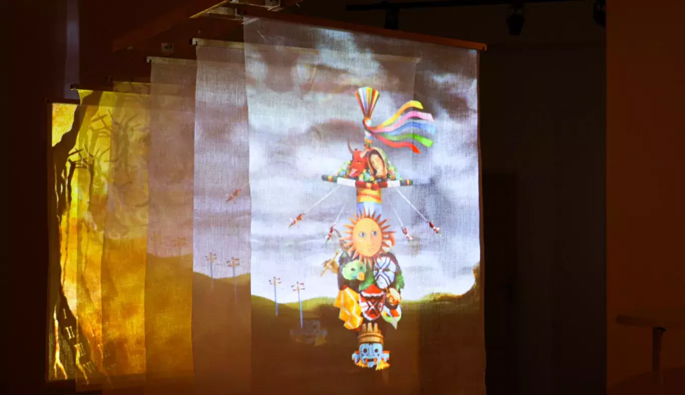 Surrealismo digital: estudiantes Tec exponen obras de arte en Viena