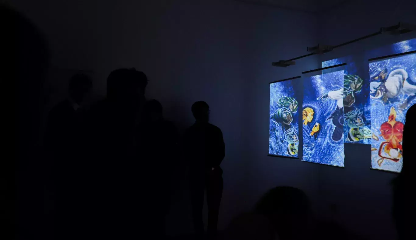 Surrealismo digital: estudiantes Tec exponen obras de arte en Viena